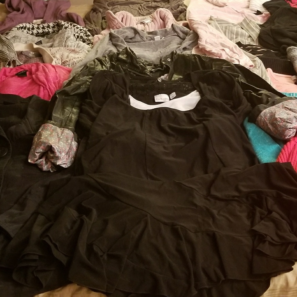 HUGE Ladies Size Small Fall/Winter Clothes Bundle